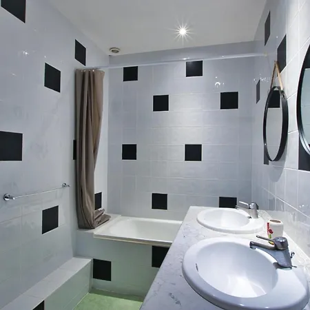 Grange Authentique Avec Vue, Piscine Chauffee Et Wifi * Daglan