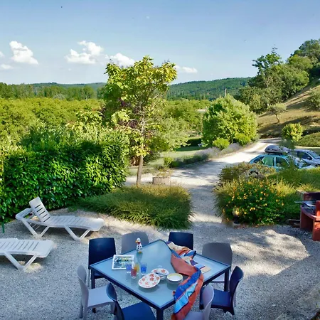 Casa de Férias Grange Authentique Avec Vue, Piscine Chauffee Et Wifi Daglan