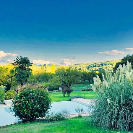 Les Terrasses-Gite Authentique Avec Vue, Piscine Chauffee Et Wifi- La Grange D'Heloise-