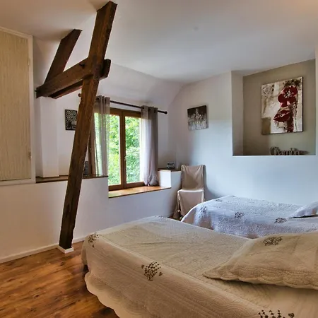 Casa de Férias Grange Authentique Avec Vue, Piscine Chauffee Et Wifi