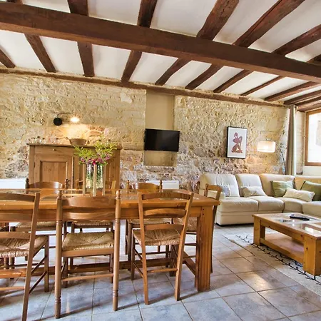 Casa de Férias Grange Authentique Avec Vue, Piscine Chauffee Et Wifi Daglan